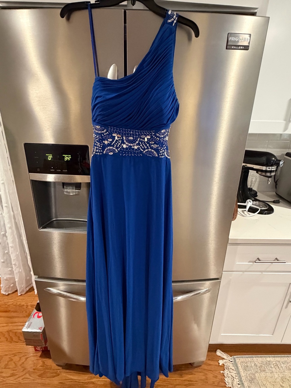 One-Shoulder Royal Blue Evening Dress with Beaded Waist
